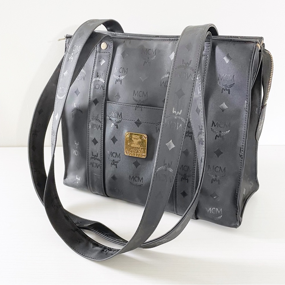 MCM vintage black visetos canvas shoulder bag - Picture 3 of 11